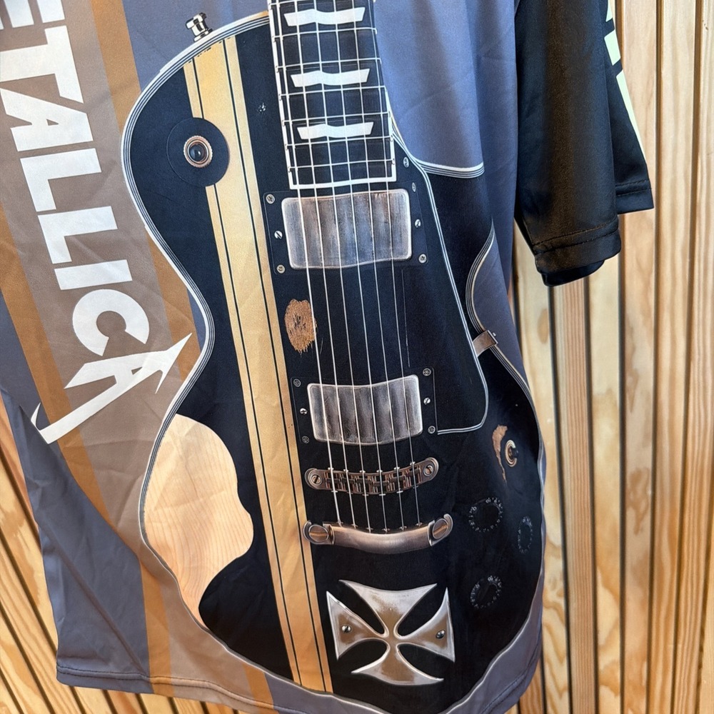 Metallica AOP Shirt Men's Small Polyester James Hetfield Guitar - Picture 2 of 7